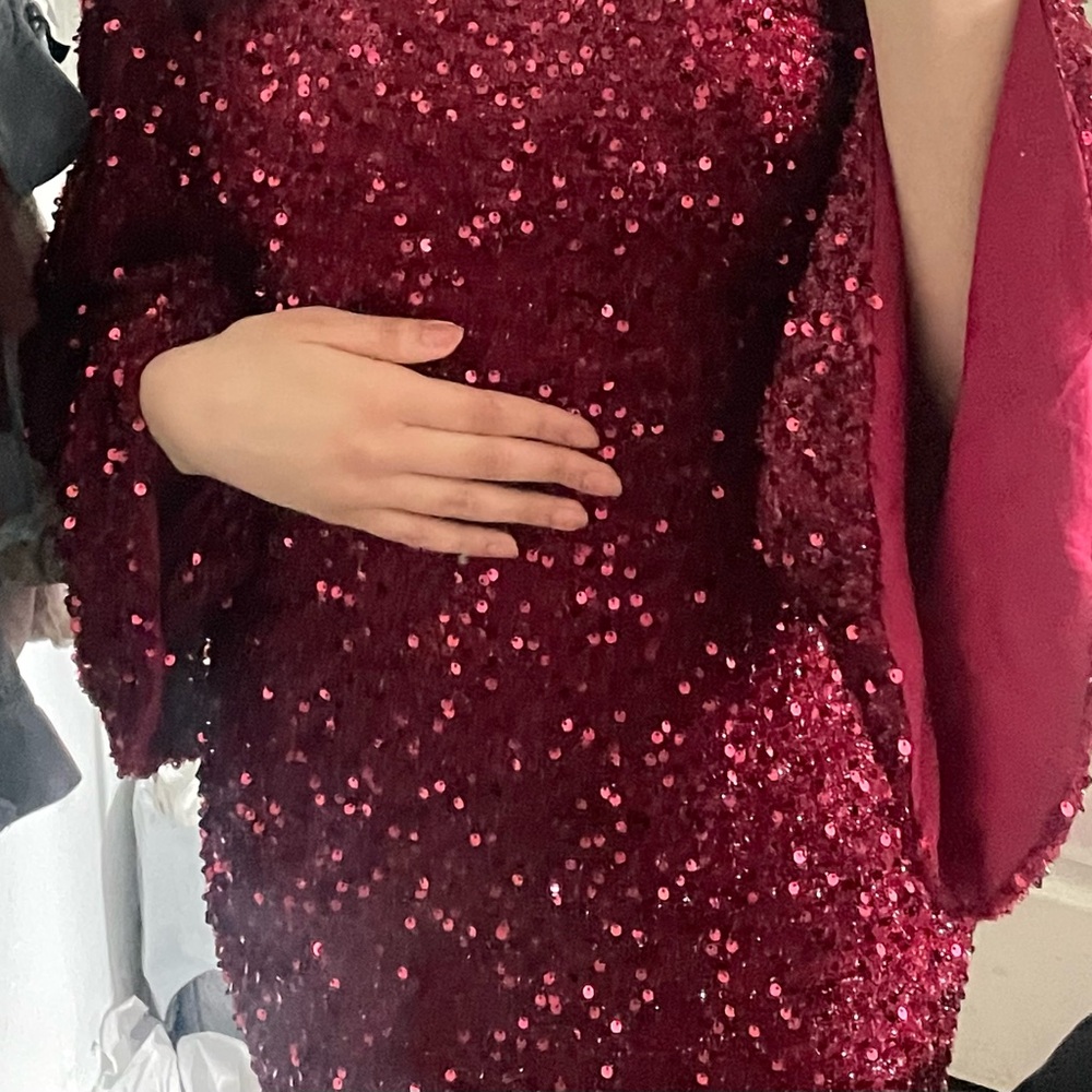 Elegant Sequin Dress in Deep Red